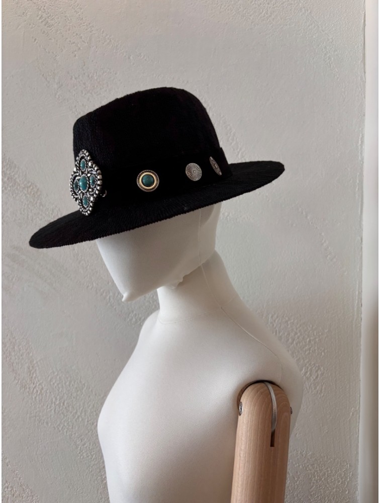 LA VITA HANDBAGS Handmade Women's Black Straw Hat With Silver Buckles