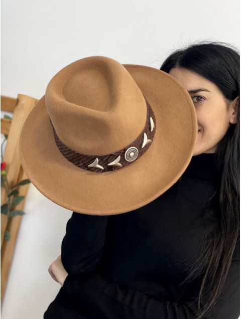LA VITA HANDBAGS Χειροποίητο καμηλό καπέλο LA VITA HANDBAGS Χειροποίητο καμηλό καπέλο