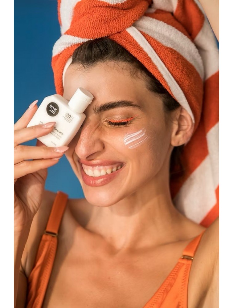 LAOUTA Sun-lite  Αντιηλιακό Προσώπου Χωρίς Λάδι 50 ml