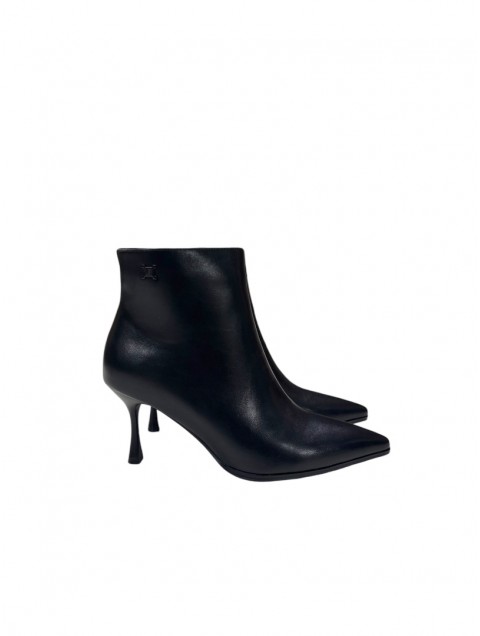 LAURA BIAGIOTTI Black women's ankle boots LAURA BIAGIOTTI Black women's ankle boots