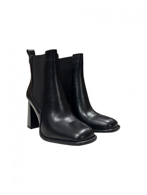LAURA BIAGIOTTI Black women's high heel boots LAURA BIAGIOTTI Black women's high heel boots