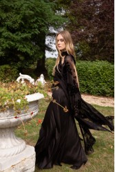 NIDODILEDA Thalia Capelet Βελουτέ Κάπα