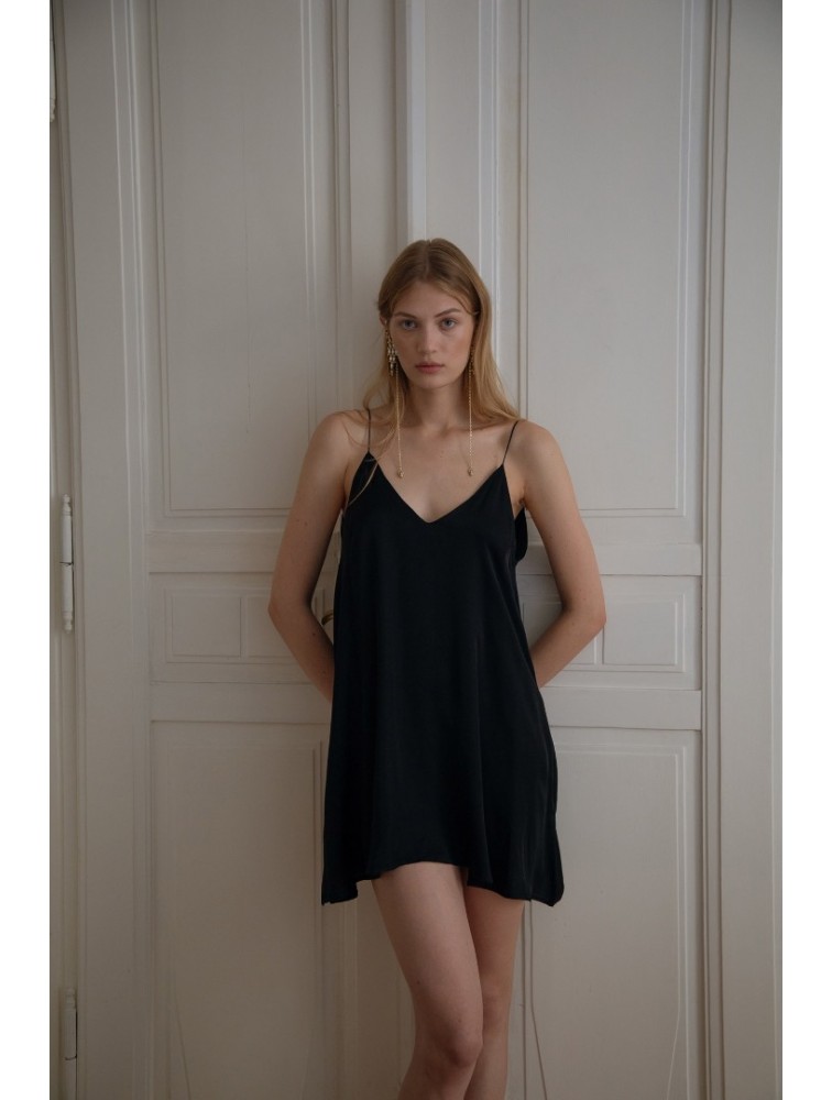 NIDODILEDA Autumn mini dress Μαύρο μίνι φόρεμα
