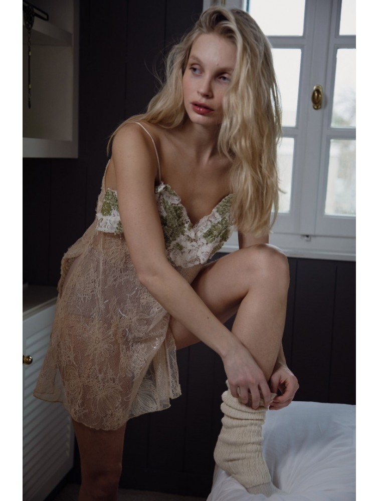 NIDODILEDA Opheliane Top Sequined Floral