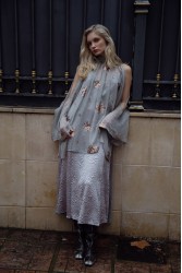 NIDODILEDA Cerylo Dress Light Grey