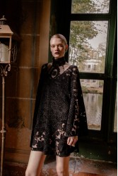 NIDODILEDA Sum Dress Black Velvet Chrochet Μαύρο Βελούδινο Φόρεμα Κροσέ