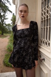 NIDODILEDA Eden Shorts Μαύρη Παγέτα Σορτς