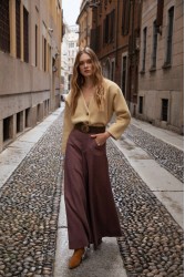 NIDODILEDA Lester Cardi Top Μπεζ Τοπ