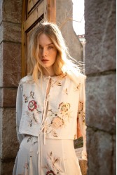 NIDODILEDA Along Top Floral Beaded Crochet Embellished