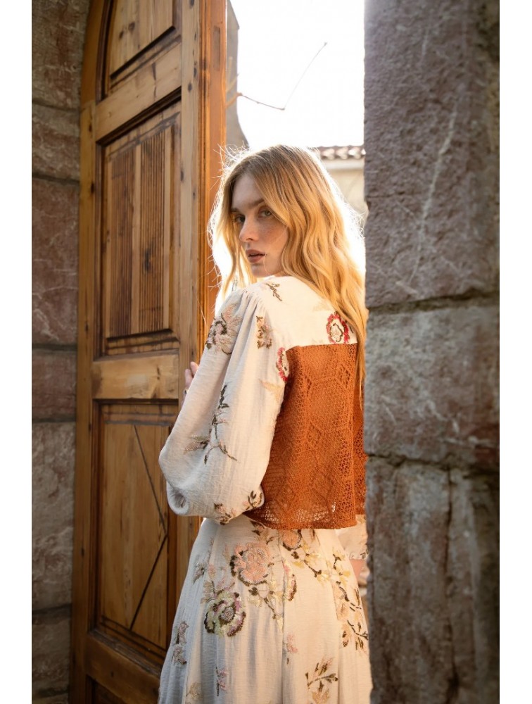 NIDODILEDA Along Top Floral Beaded Crochet Embellished