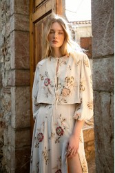 NIDODILEDA Along Top Floral Beaded Crochet Embellished