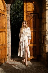 NIDODILEDA Along Top Floral Beaded Crochet Embellished