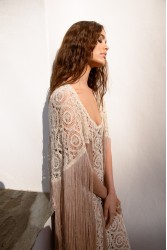 NIDODILEDA Amoret Shawl Crochet Beaded Fringed
