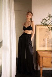 NIDODILEDA Amos pants Μαύρη σατέν παντελόνα