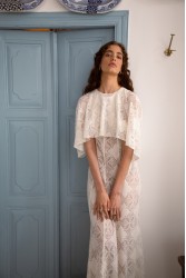 NIDODILEDA Arc Capelet Geometric Lace Overlay
