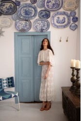 NIDODILEDA Arc Capelet Geometric Lace Overlay