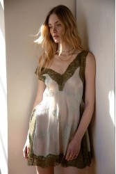 NIDODILEDA Between Topdress Embroidered Lace Embellished Mint