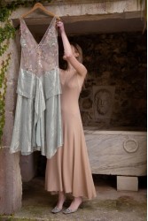 NIDODILEDA Drift Dress Sparkly Thread Gold