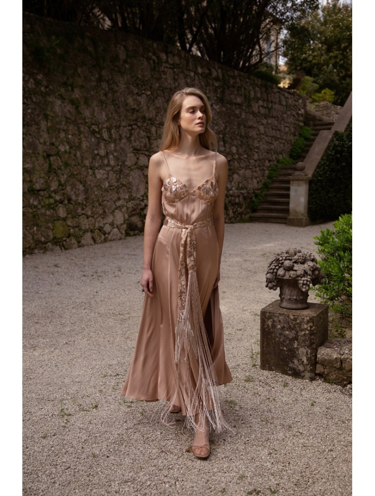NIDODILEDA Horizon Choker Style Belt Sequined Embroidered Fringe Detailing