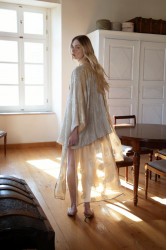 NIDODILEDA Journey Kimono Floral Embroidered Beaded