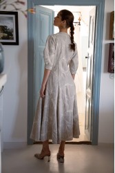 NIDODILEDA Line Gilet Dress Embroidered Floral Overlay