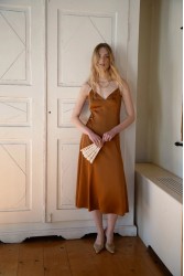 NIDODILEDA Liria Dress Satin Bronze