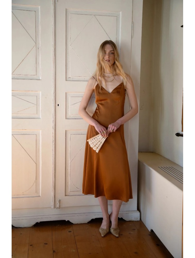 NIDODILEDA Liria Dress Satin Bronze