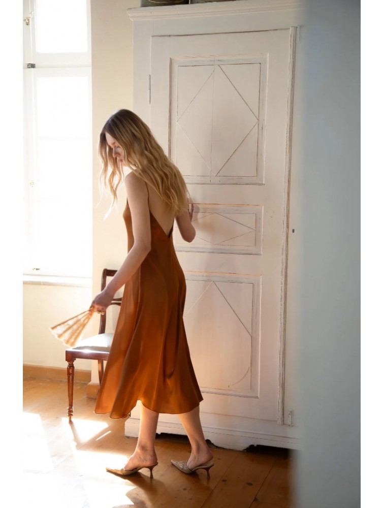 NIDODILEDA Liria Dress Satin Bronze
