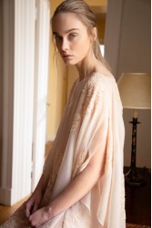 NIDODILEDA Path Cape Bead Embroidered Slitted