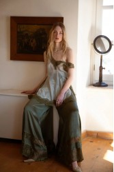 NIDODILEDA Scope Pants Satin Lace Embellished Olive Green
