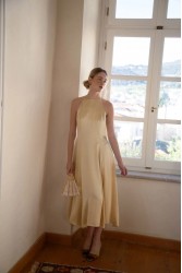 NIDODILEDA Stance Dress Satin Butter Yellow