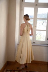 NIDODILEDA Stance Dress Satin Butter Yellow