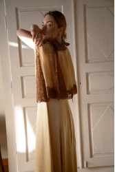 NIDODILEDA Stance Dress Satin Butter Yellow