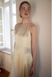 NIDODILEDA Stance Dress Satin Butter Yellow