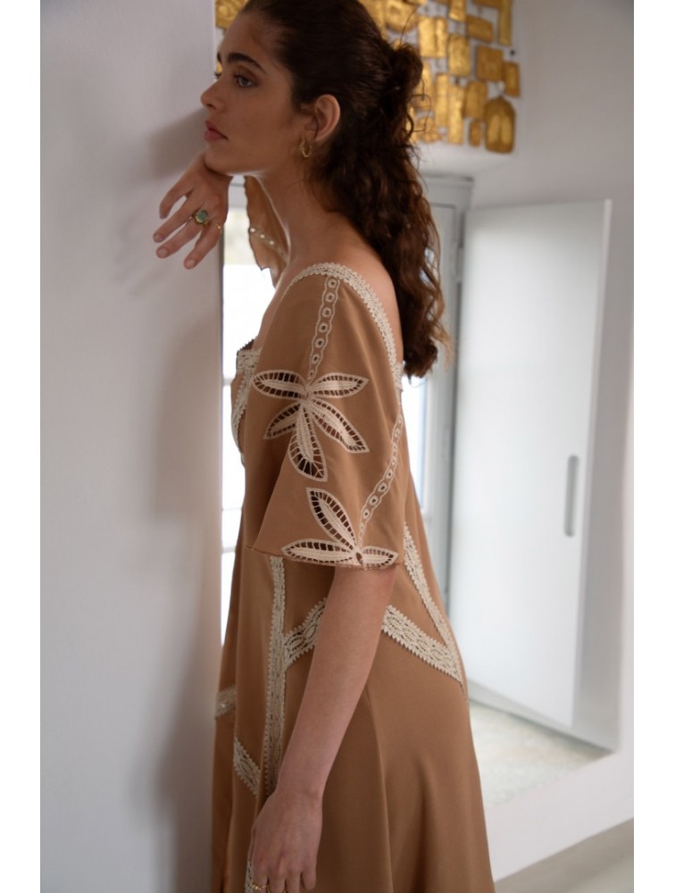 NIDODILEDA Stream Tunic Embroidered Cut Out Lace Embellished