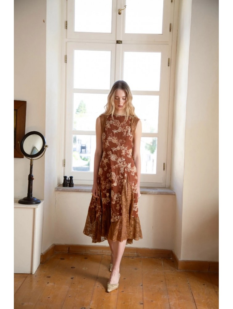 NIDODILEDA There Dress Floral Embroidered Lace Embellished