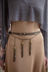 NIDODILEDA Valento Chain Belt Layered Metallic Tassel Chain