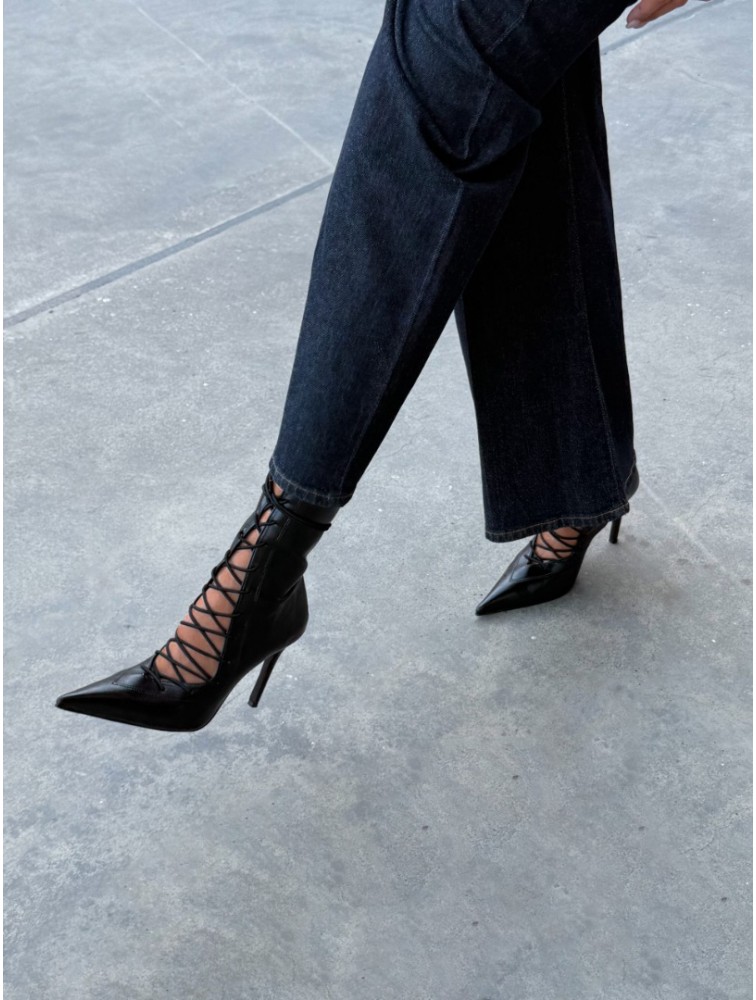 PANTERA SIREN Mamacita Black Leather Lace-Up Ankle Boots