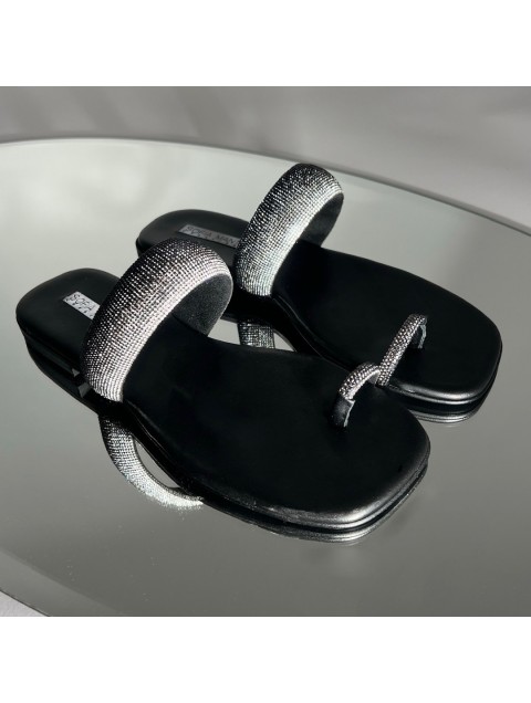 SOFIA MANTA Black leather women's sandals