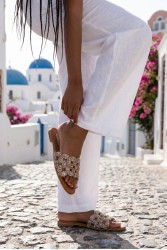 SOFIA MANTA Leather Sandal Tabac with Rhinestones