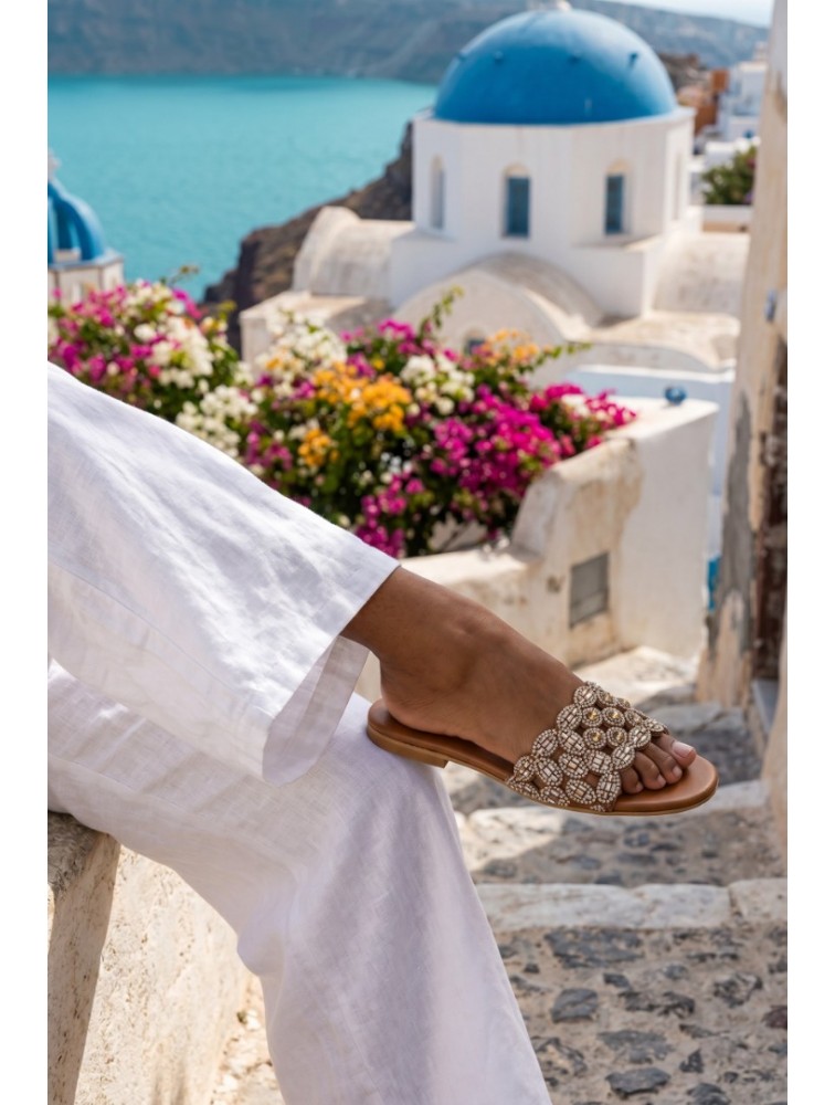 SOFIA MANTA Leather Sandal Tabac with Rhinestones
