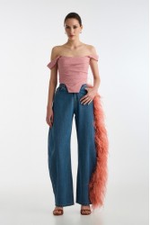 STUDIO 83 Flare Feather Jean Coral