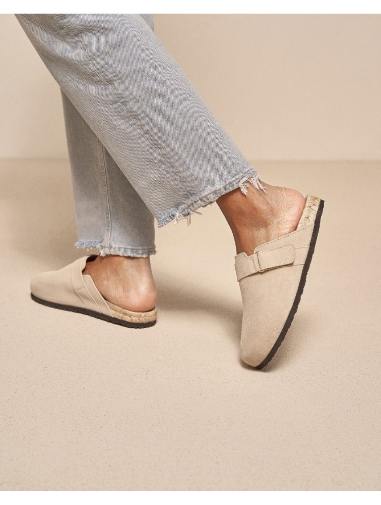 MANEBÌ Μπεζ σουέντ γυναικεία clog mules