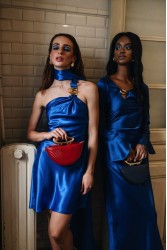 LA CHAINE Daphne Blue Μπλε τσάντα