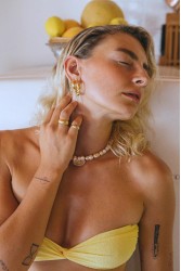 ZÉNAÏS Brenda Pearl Necklace Κολιέ Με Ροζ Μαργαριτάρια