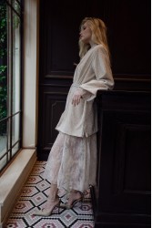 NIDODILEDA Briganne Kimono Beaded Lace Embellished