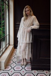 NIDODILEDA Briganne Kimono Beaded Lace Embellished