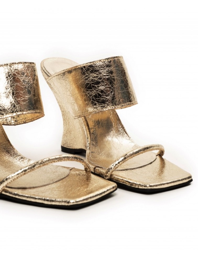 'ESIOT Apokalipsi Shiny Gold Women's Mules